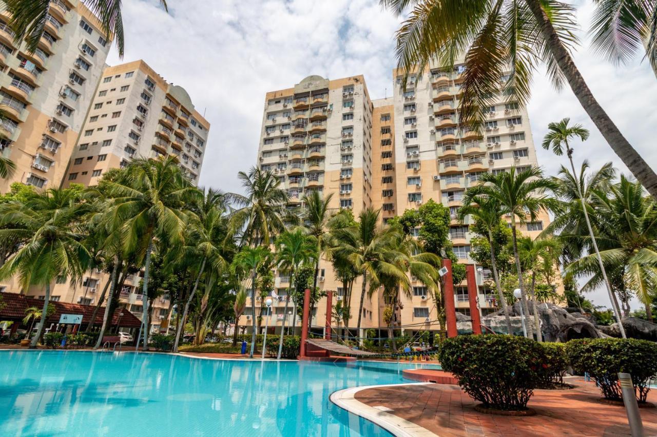 Condo At Melaka Raya By Idealhub Exterior foto